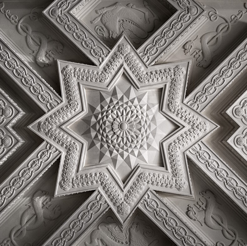 Rozeta na suficie Pałacu