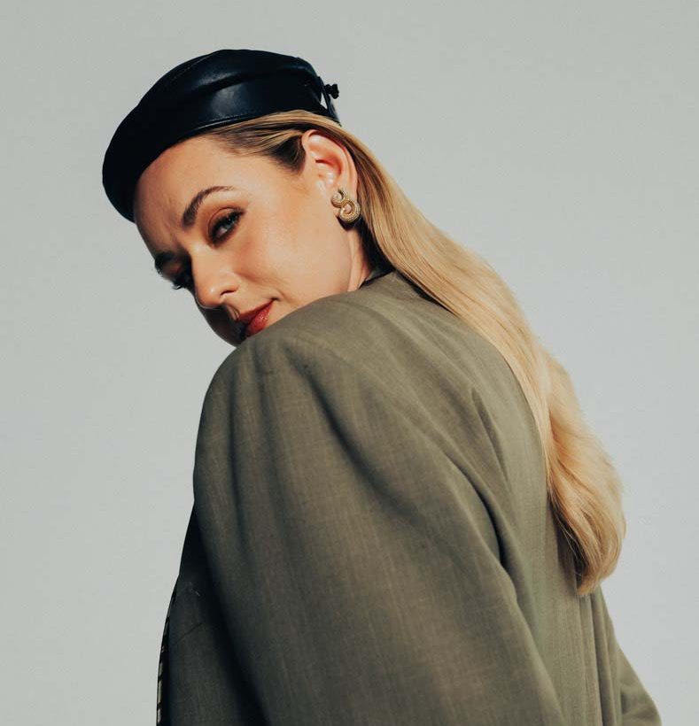 zdjęcie wokalistki Pauli Romy