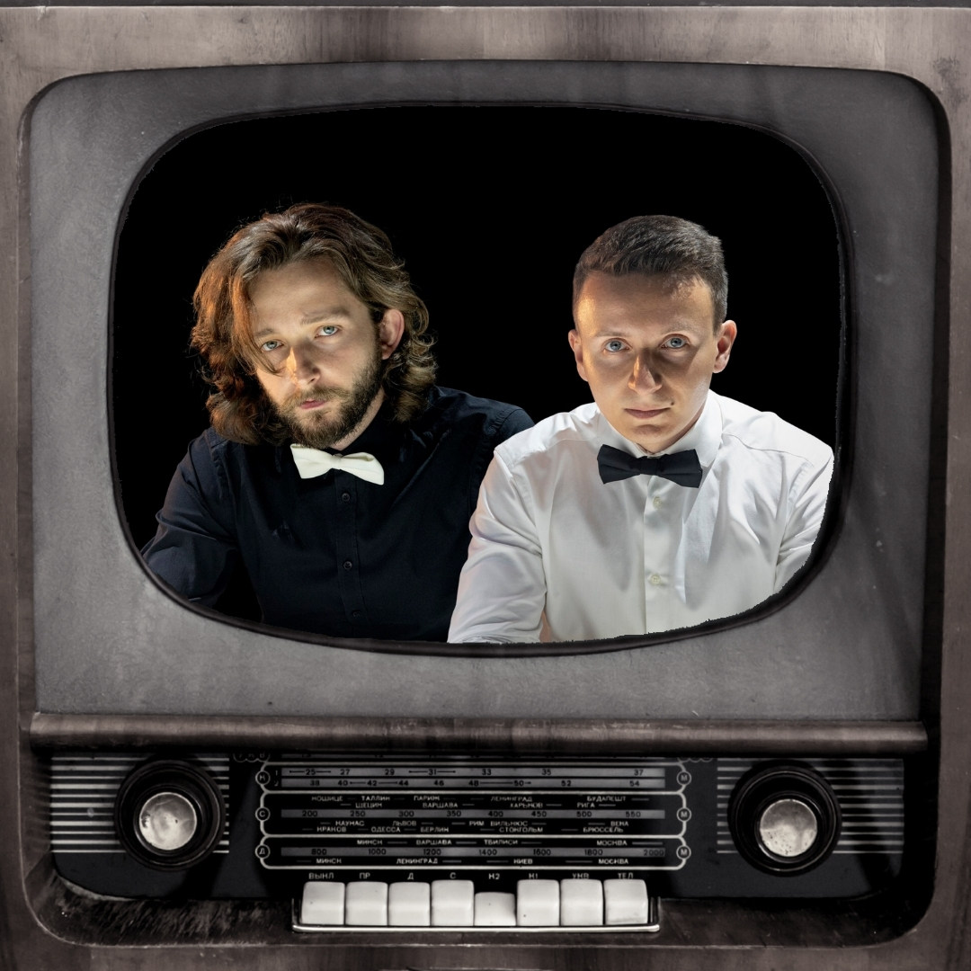 grafika promująca koncert muzyki filmowej na dwa fortepiany w wykonaniu dombrova piano duo