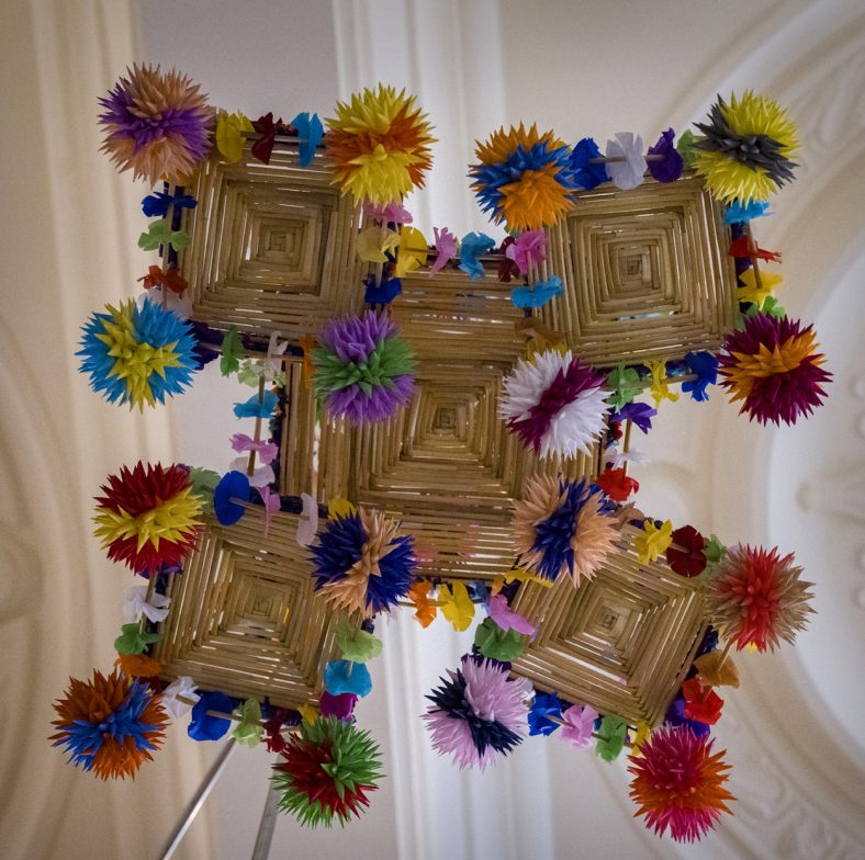 Ozdoba pająk ludowy widziany z dołu