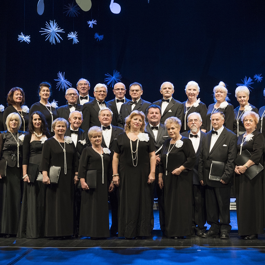 Zdjęcie Chóru Zorza promujące koncert "Śpiewający karnawał"