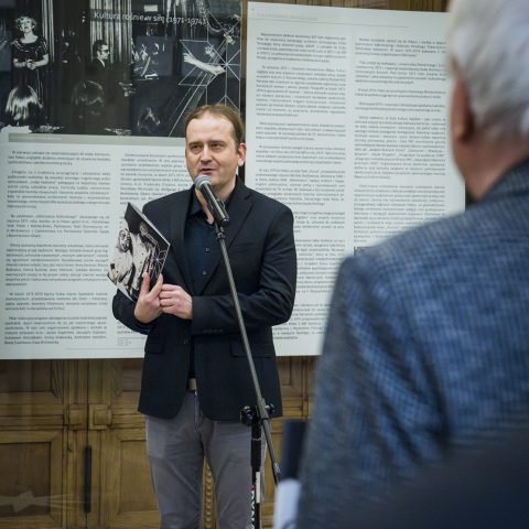 zdjecia_wernisaż_palac_w_działaniucz1 (15)