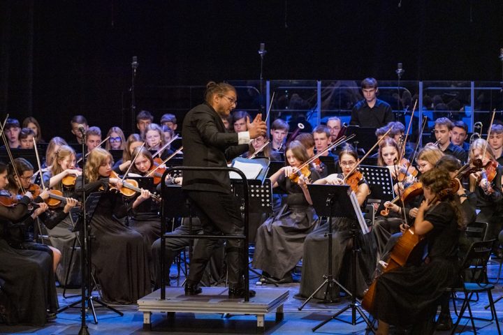 005 - Koncert na Młodość-Chór i Orkiestrę