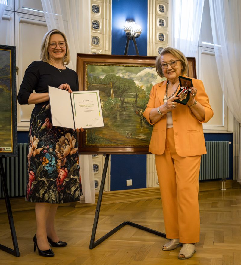 10_lecie_grupa_plastyczna_dabrowa (1)