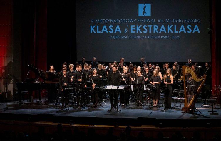 Zdjęcie relacjonujące Koncert Finałowy VI Festiwalu Spisaka5.png